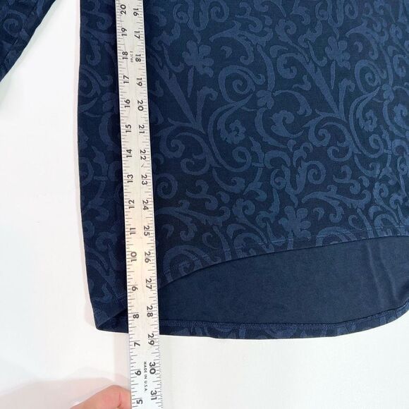 Chico's Travelers Tunic Top Women Medium Indigo Scoop Neck Stretch High Low Hem - Picture 5 of 8